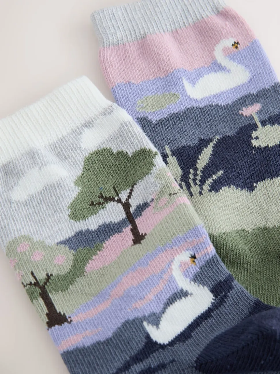 Scène de Swan - Lot de 2 paires de chaussettes en coton à poignée chaude