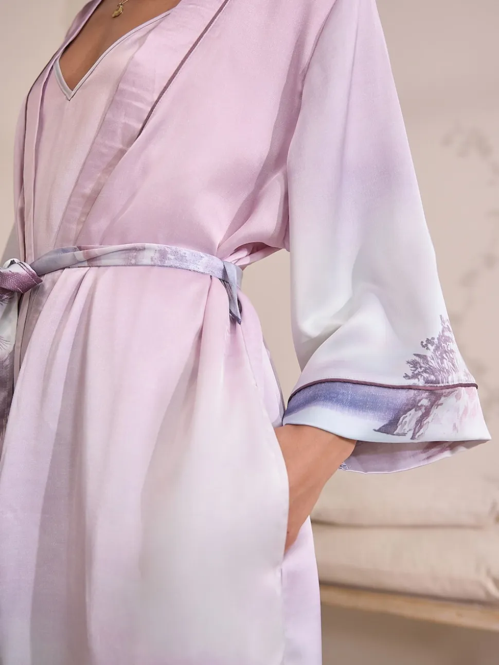 Scène rose - Peignoir léger