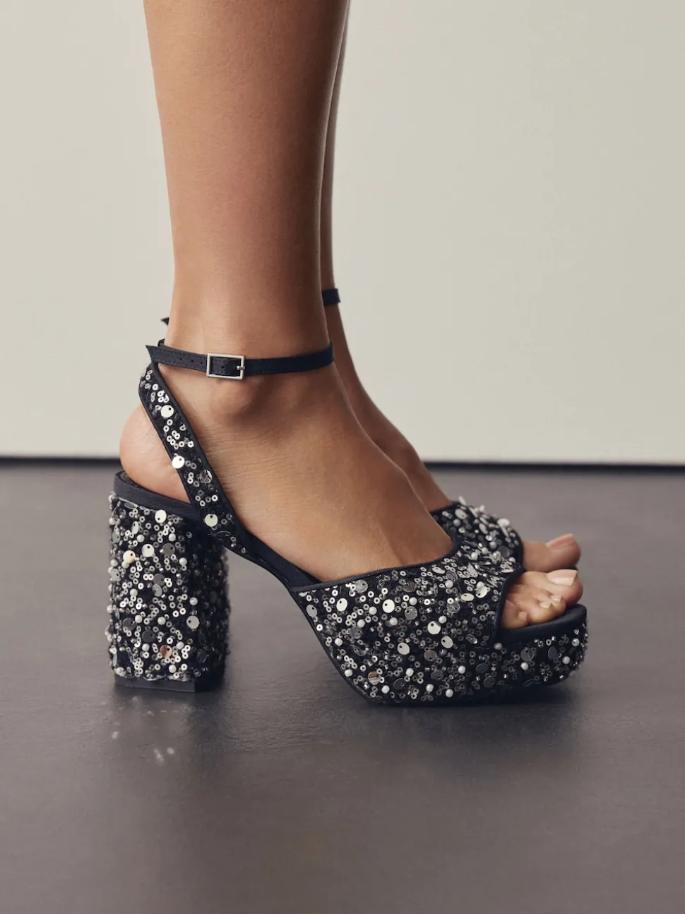 Sequins - Sandales à talons carrés à sequins Forever Comfort®