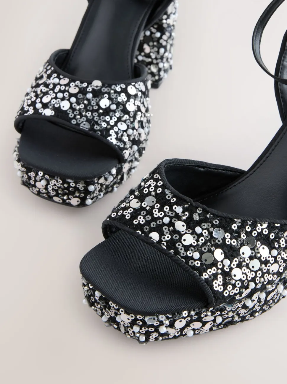 Sequins - Sandales à talons carrés à sequins Forever Comfort®