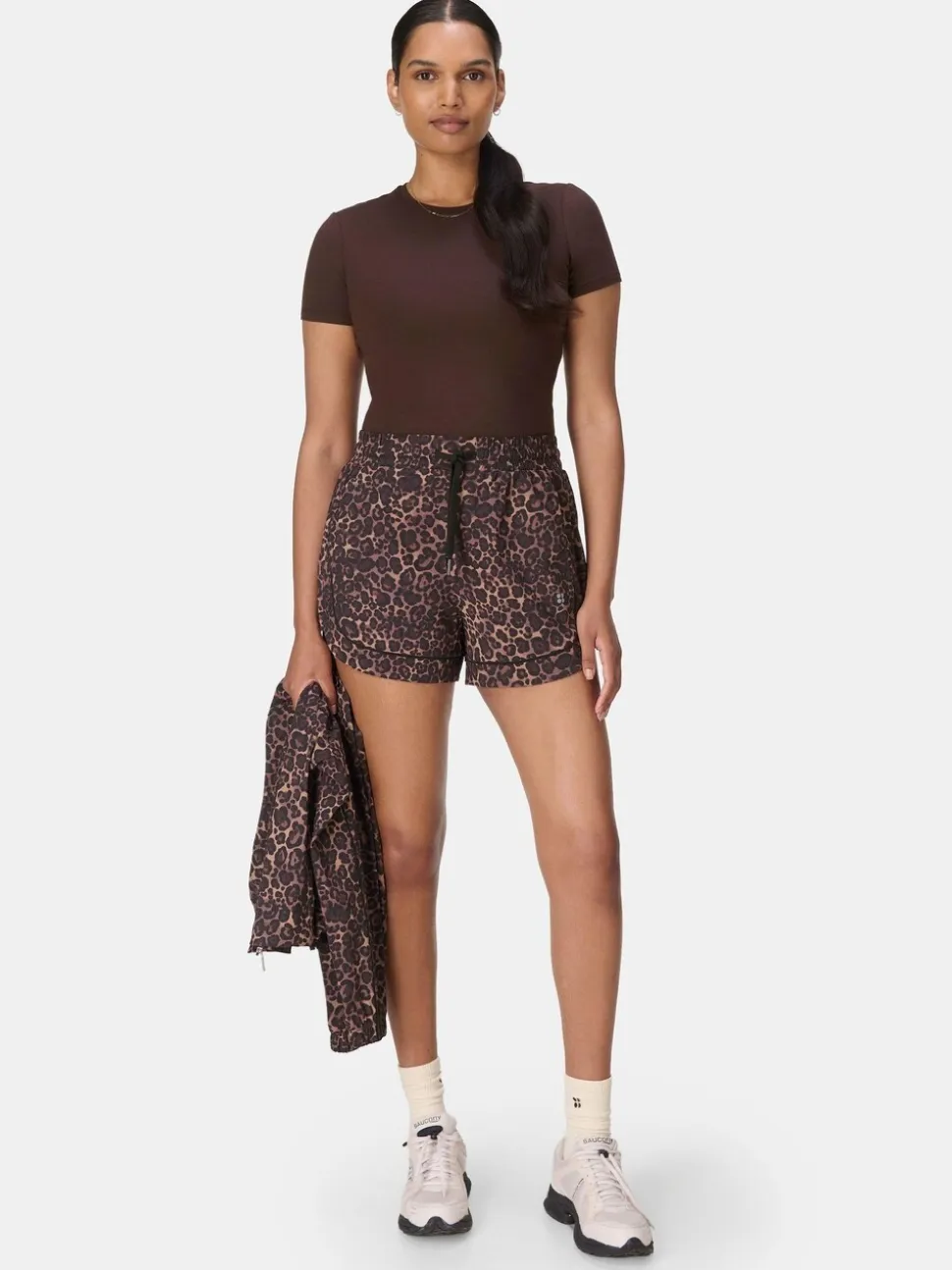 Short de survêtement Betty Explorer en sueur