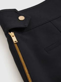 Short Reiss Immie coupe ajustée à détail clouté