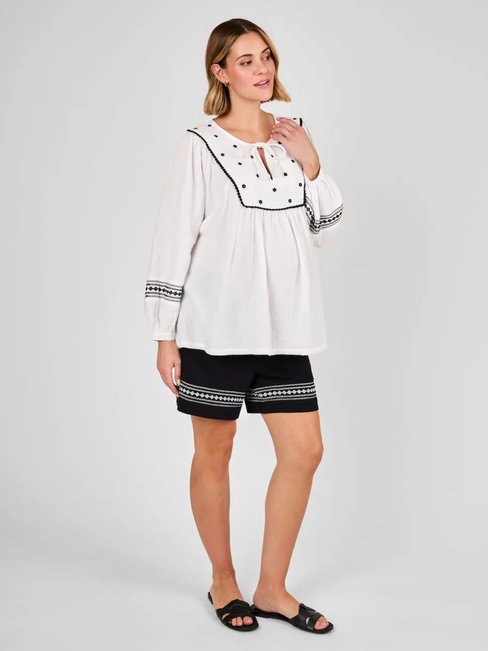 Shorts de maternité JoJo Maman Bébé brodé