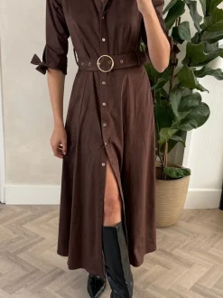 Style Cheat Robe à ceinture Daphne en suédette