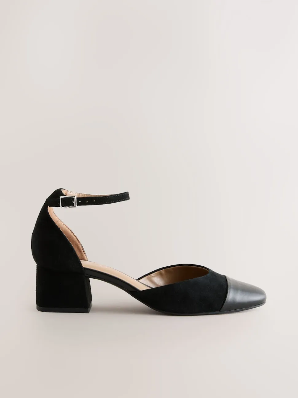 Suede noire - Chaussures à talons carrés avec embout