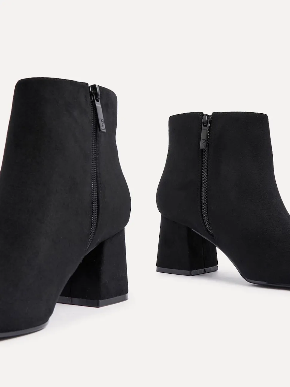 Suede noire - Linzi Alba Coupe large Block Heeled Ankle Bottes