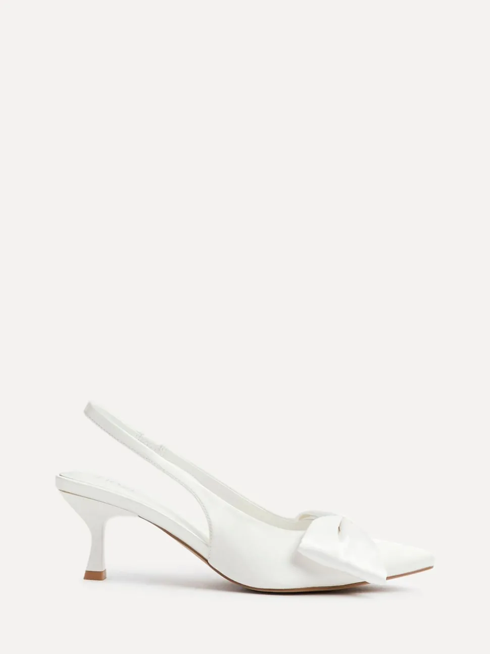 Talons Linzi de mariage Merlot en satin à bride arrière avec nœud