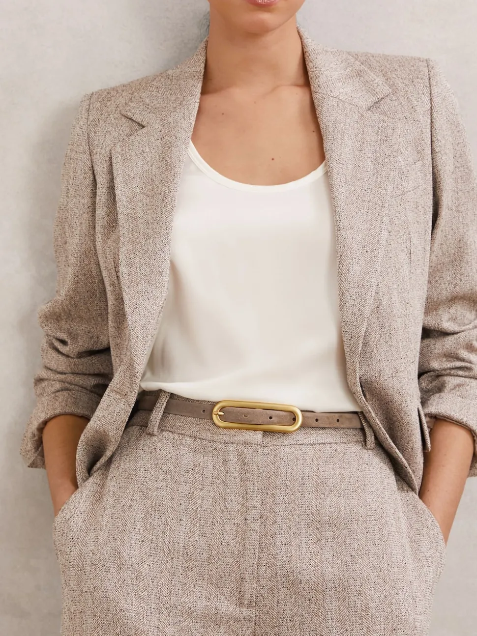 Taupe (Taupe) - Ceinture fine en cuir avec boucle allongée Reiss Chaya