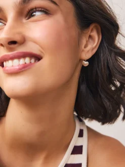 Ton argenté brossé - Boucles d’oreilles cœur