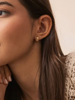 Tonalité d'or - Boucles d’oreilles mini feuille