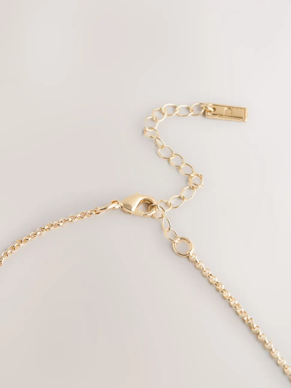 Tonalité d'or - Collier à pendentif cerceau empilé