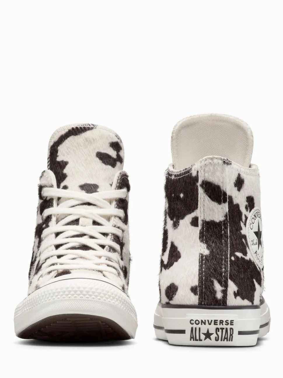 Vache marron - Converse Baskets Chuck Taylor en daim sur l’ensemble