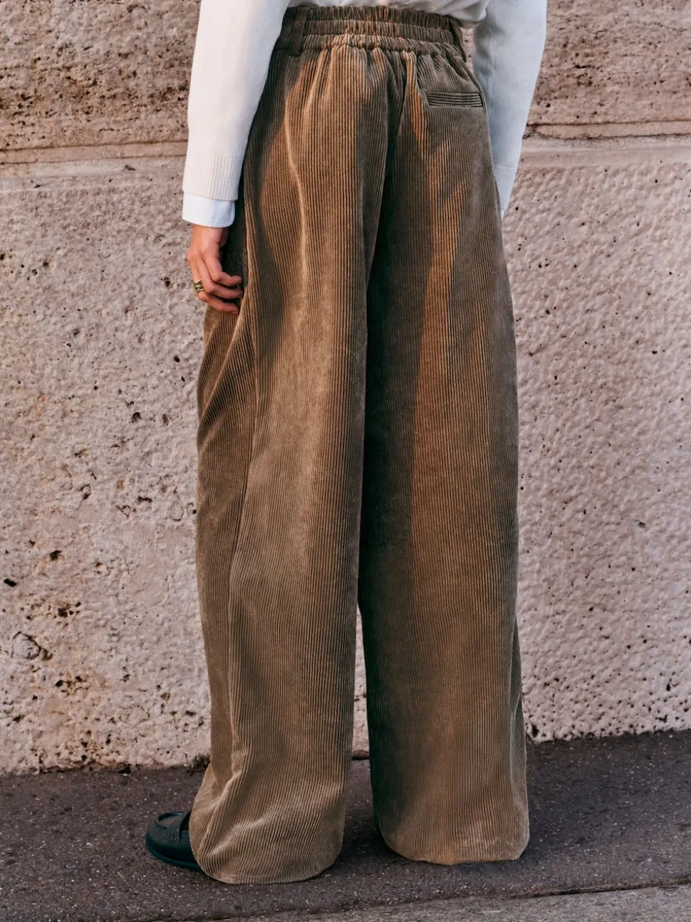 Vert kaki - Pantalon large en velours côtelé
